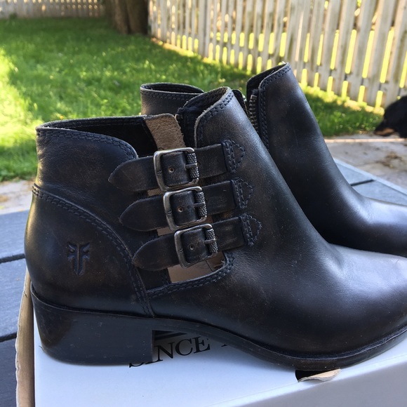 FRYE Ray Belted Booties - real leather ankle boots - Picture 2 of 8